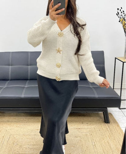 Gilet à Boutons Fantaisie – Chic et Douillet