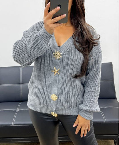 Gilet à Boutons Fantaisie – Chic et Douillet