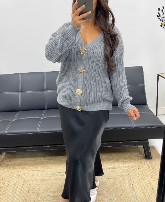 Gilet à Boutons Fantaisie – Chic et Douillet