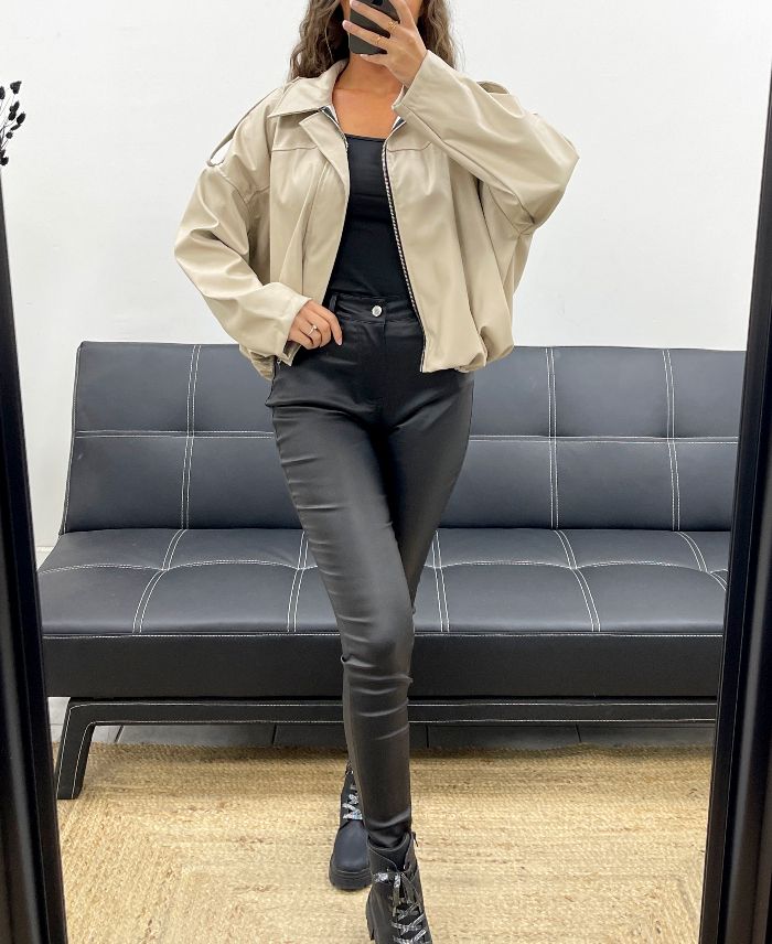 Veste Oversize en Simili Cuir – Style Urbain et Tendance